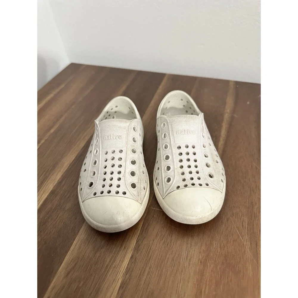 Native White Slip On Shoes Child Size C7 Unisex
